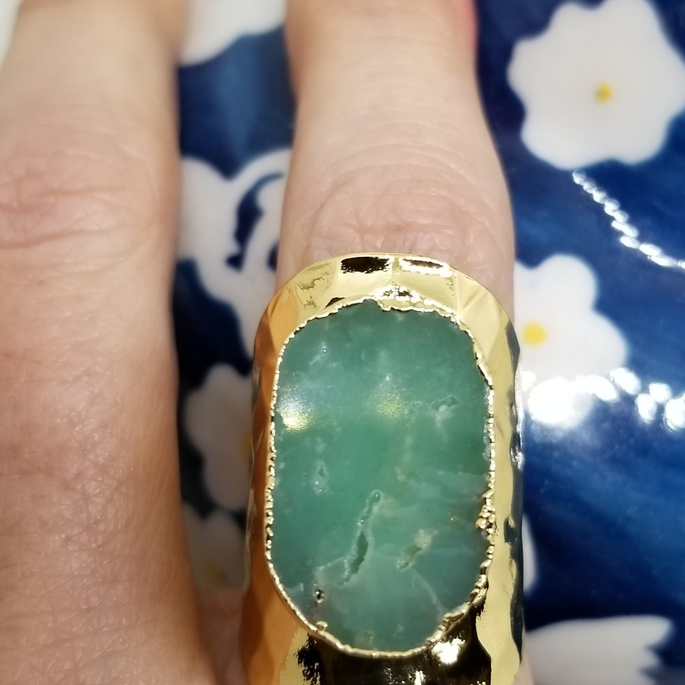Ring - Picture 2 of 3